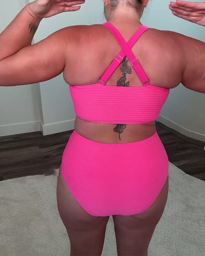 Costum de baie tip bikini într-o culoare uniformă, cu formă triangulară relaxată