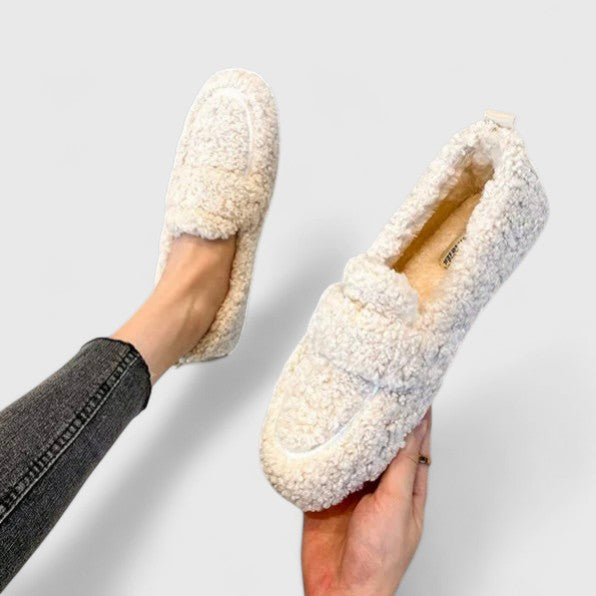 Solenne | Pantofi de casă călduroși cu un design elegant