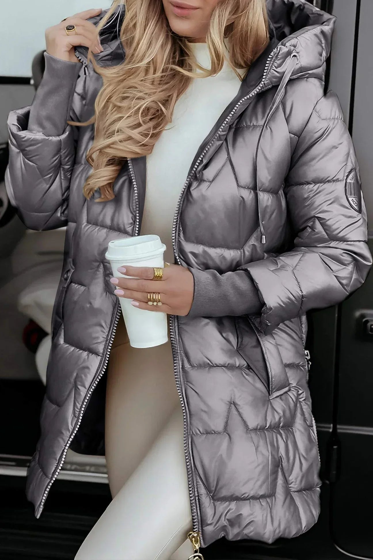 Nolwen™ | Palton elegant de iarnă cu glugă